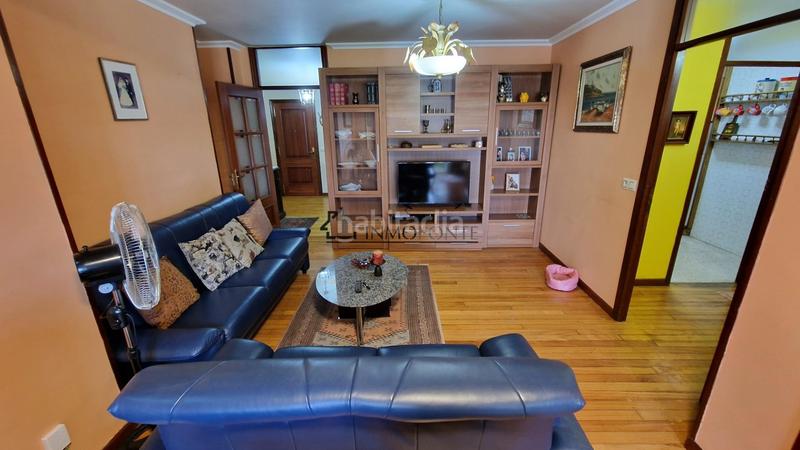 Foto 91b6213a-314c-4d21-a4cd-6f1b246cb1b5. Piso se vende piso amplio y luminoso buscas espacio, comodidad y una ubicación inmejorable? este piso lo tiene todo en Caldas de Reis