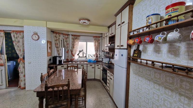 Foto b41c947e-7c36-4d0e-ba1f-9da988efeaed. Piso se vende piso amplio y luminoso buscas espacio, comodidad y una ubicación inmejorable? este piso lo tiene todo en Caldas de Reis