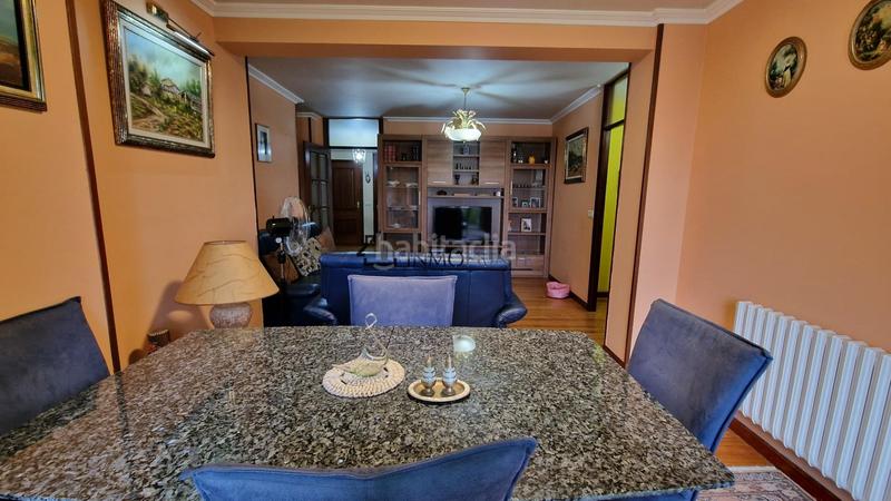 Foto bd674267-c06c-402d-9cef-eb19b3d678ca. Piso se vende piso amplio y luminoso buscas espacio, comodidad y una ubicación inmejorable? este piso lo tiene todo en Caldas de Reis