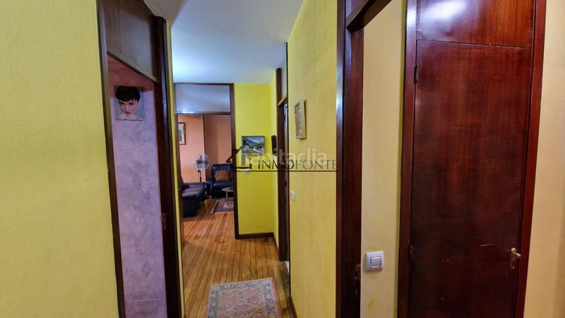 Foto fa699e04-8531-4fda-ac41-8ac856f2f80d. Piso se vende piso amplio y luminoso buscas espacio, comodidad y una ubicación inmejorable? este piso lo tiene todo en Caldas de Reis
