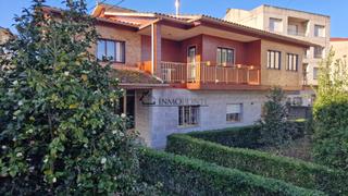 Casa a Parroquias Rurales. Se vende casa con terreno en placeres, pontevedra.  la casa tien