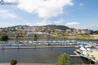 Pis a Centro - Echegaray. Se vende piso con vistas al río lérez  espacio, luz y ubicación