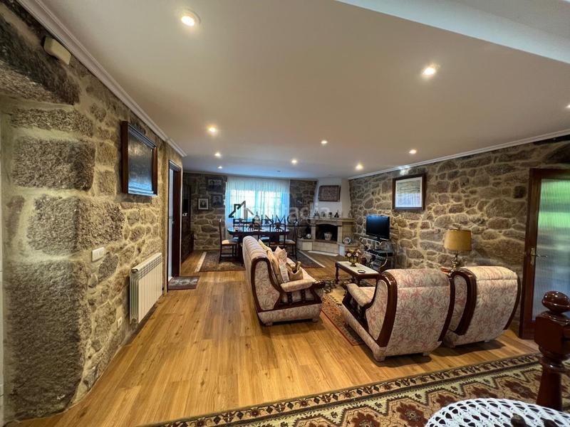 Foto 6bcc3642-b53b-4cdc-9ed3-64998fcaa853. Casa a Cotobade