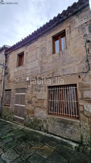 Foto 73a029f8-617e-49ab-a6b6-3215006ec761. Casa adossada a Centro - Echegaray Pontevedra