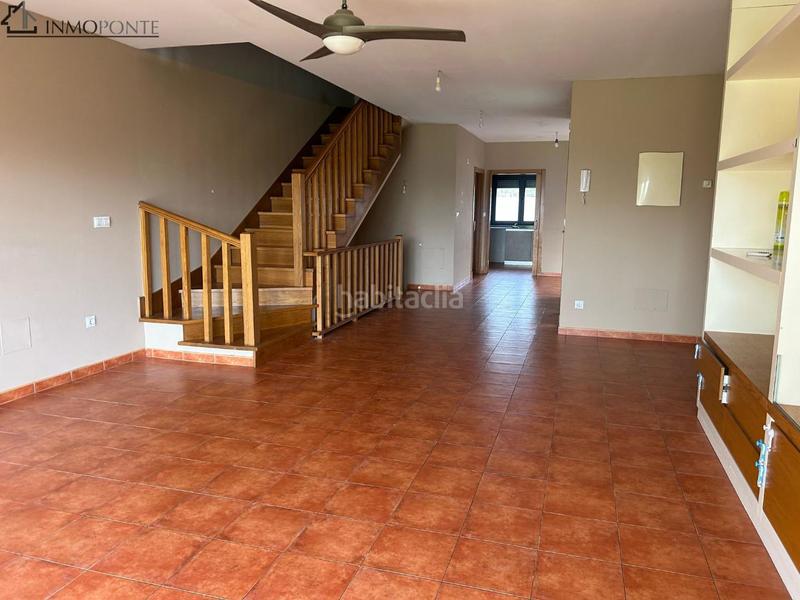 Foto 0a4e59b0-a533-4e22-9942-3e4205095bdb. Casa pareada en venta chalet pareado en bugarín, fantástico chalet pareado situado en una tranquila zona residencial de bugarín, a en Ponteareas