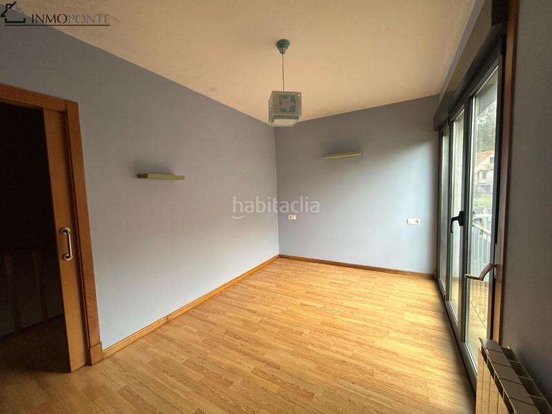 Foto 19ca4c21-03ca-4c14-af68-f1181570456e. Casa pareada en venta chalet pareado en bugarín, fantástico chalet pareado situado en una tranquila zona residencial de bugarín, a en Ponteareas