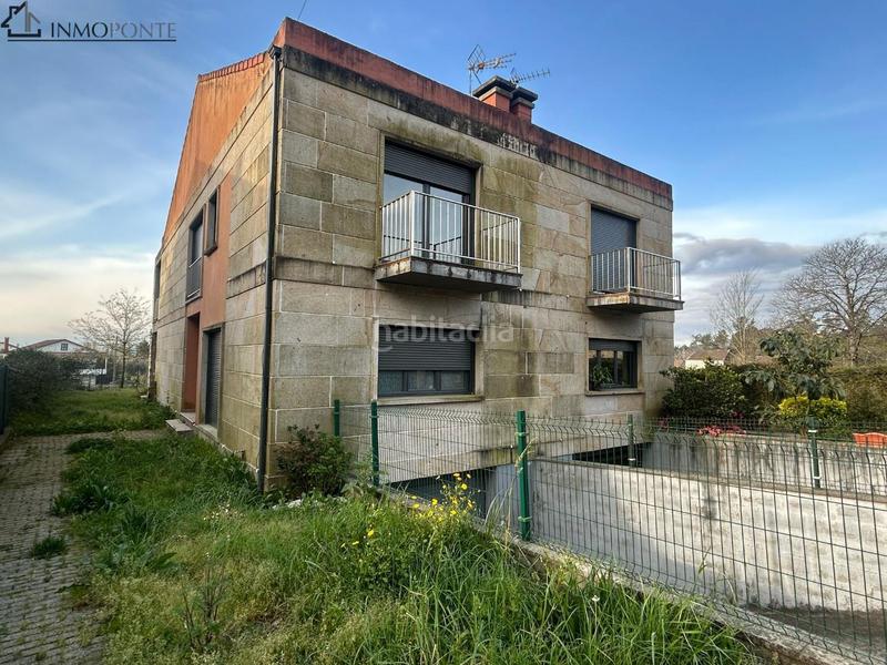 Foto 55efc3cf-5f53-4598-8578-17e5195c19c0. Casa pareada en venta chalet pareado en bugarín, fantástico chalet pareado situado en una tranquila zona residencial de bugarín, a en Ponteareas