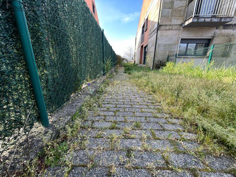 Foto 59cd15af-d66b-464b-bbf4-3899509b9c4f. Casa pareada en venta chalet pareado en bugarín, fantástico chalet pareado situado en una tranquila zona residencial de bugarín, a en Ponteareas