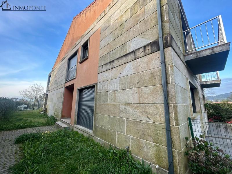 Foto d654b0b3-0260-46a5-b9eb-9d7e4f9fd1a8. Casa pareada en venta chalet pareado en bugarín, fantástico chalet pareado situado en una tranquila zona residencial de bugarín, a en Ponteareas