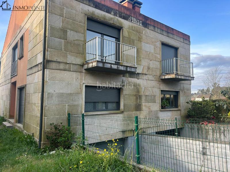 Foto e3e44e94-e2bf-4fd0-809a-d1147dde3bb6. Casa pareada en venta chalet pareado en bugarín, fantástico chalet pareado situado en una tranquila zona residencial de bugarín, a en Ponteareas