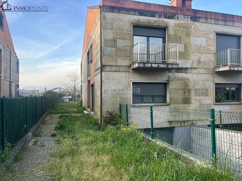 Foto f8fbfbca-f8de-430d-a1de-5e3510affa28. Casa pareada en venta chalet pareado en bugarín, fantástico chalet pareado situado en una tranquila zona residencial de bugarín, a en Ponteareas