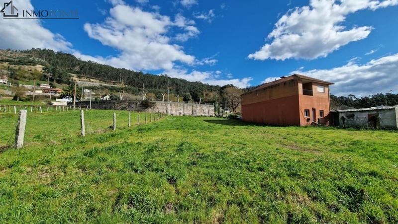 Foto b5f43f56-239e-47f6-a06b-0dbf0a29c4e3. Residential plot in Vilaboa