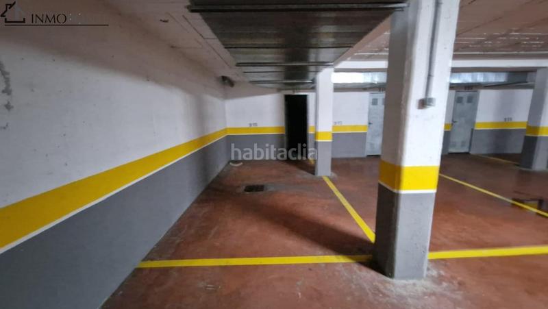 Foto b54703fa-ef19-47ef-885b-753dadcd5e42. Location parking voiture dans Sanxenxo pueblo Sanxenxo