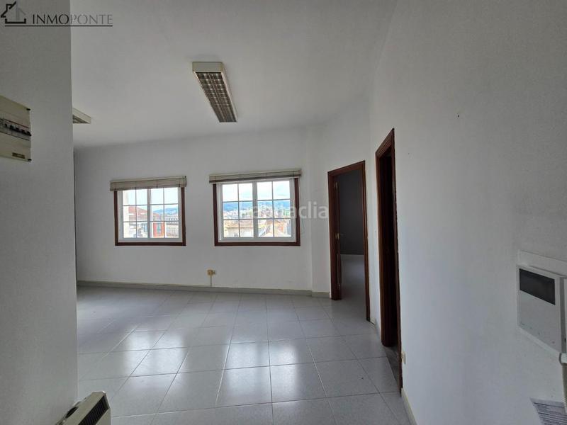 Foto 126a0d70-6292-4bbc-b853-5c3efabdc6c3. Location bureau dans Centro - Echegaray Pontevedra