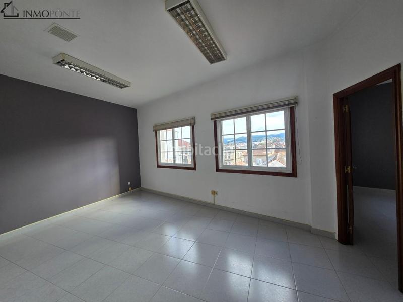 Foto aa1e54b3-6206-44a8-8b07-ae83c4beb65b. Miete büro in Centro - Echegaray Pontevedra