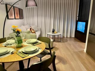 Apartament a Zona de Plaza de Barcelos. Se vende amplio y moderno estudio amueblado en el prestigioso ed