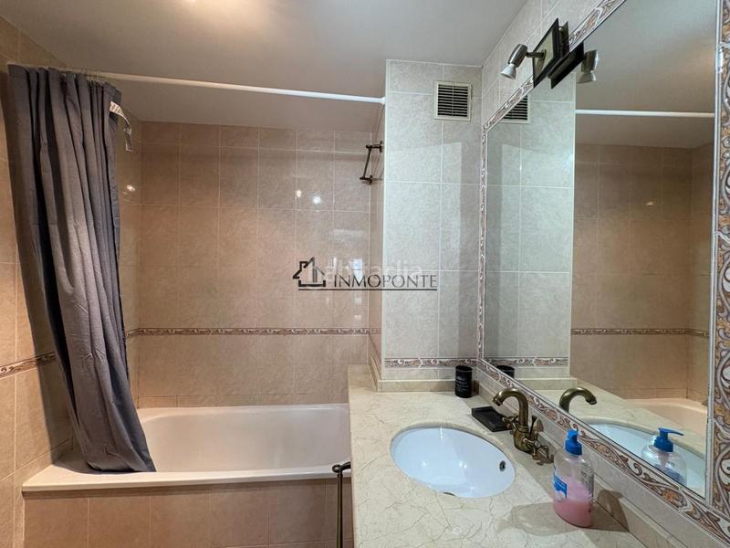 Foto daa19ad3-80cc-47d7-82f3-cbb28a0b8787. Miete appartement in Zona Fernández Labreda Pontevedra
