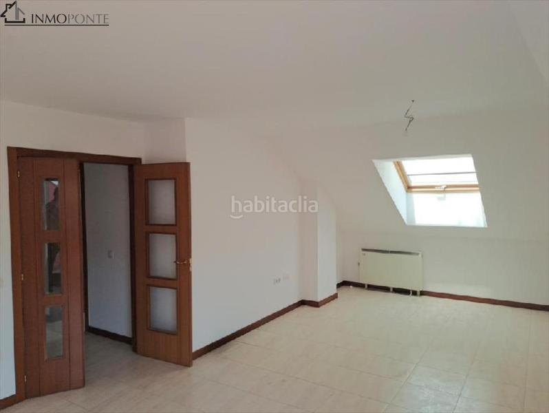 Foto 50ed392a-9746-4245-b823-49a74e1f8e78. Dachwohnung in Barro