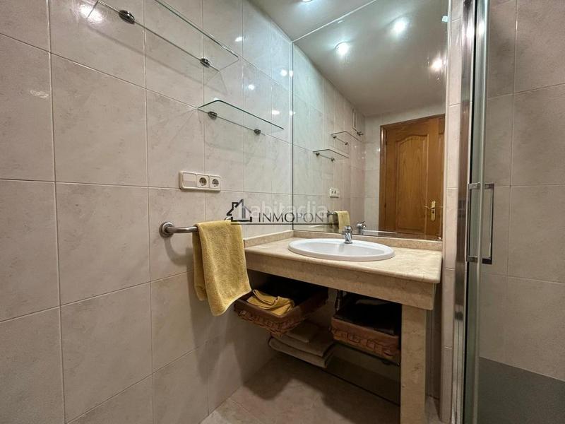 Foto d201c2f0-3455-4077-aaa4-b07b7532992e. Etagenwohnung in Zona de Plaza de Barcelos Pontevedra