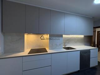 Lloguer Pis a Zona de Plaza de Barcelos. Ideal para estudiantes! piso de 4 habitaciones en alquiler para