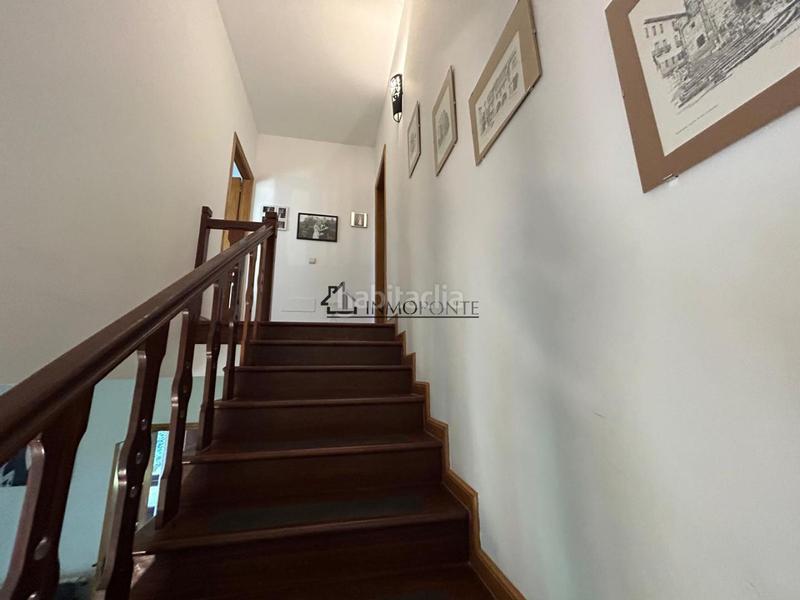 Foto 618d22d2-0cbb-4ec3-82f3-2744d1250928. Casa chalet de piedra con viñedo, árboles frutales y vistas al mar sanxenxo en la exclusiva zona de casal, a tan solo tres minutos en en Meaño