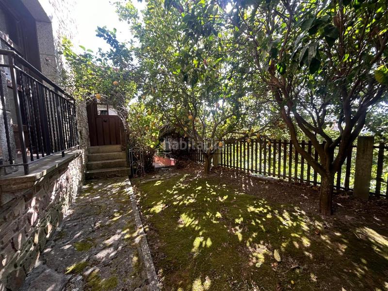 Foto 94080e6a-70b1-4548-ac66-ee178d1c5110. Casa chalet de piedra con viñedo, árboles frutales y vistas al mar sanxenxo en la exclusiva zona de casal, a tan solo tres minutos en en Meaño