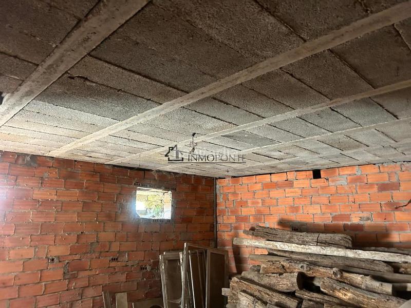 Foto 49e0b3c6-99ba-4af0-a634-d970311b23d5. Casa se vende casa en rabadeiras , con una finca de 500 m y un precioso hórreo de piedra situado justo enfrente de la vivienda, en Forcarei