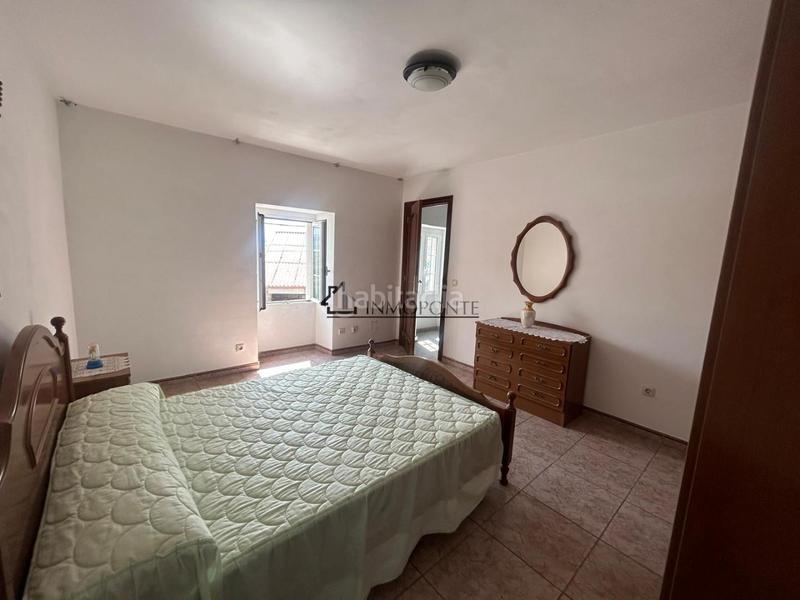 Foto 61825fa2-ce1c-4040-9404-380584b90128. Casa se vende casa en rabadeiras , con una finca de 500 m y un precioso hórreo de piedra situado justo enfrente de la vivienda, en Forcarei