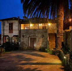 Casa en Zona Fernández Labreda. Descubre esta impresionante casa de piedra, con labra heráldica