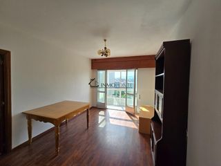 Appartement à La Seca - Los Salgueriños. Piso en venta en loureiro crespo  con garaje y trastero en plena
