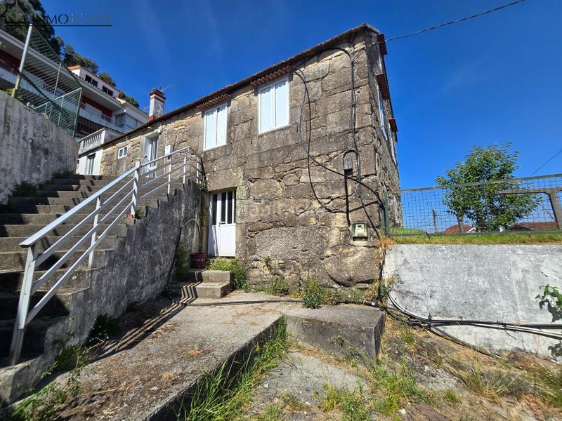 Foto 0eac5a93-1426-44ae-a521-81373af84457. Casa oportunidad única en raxó casa para restaurar con terreno y vistas al mar. buscas una propiedad con encanto, cerca del mar y con en Poio