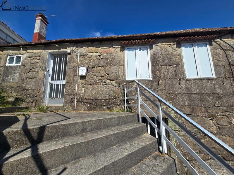 Foto 1ef0c690-b3de-4773-a9e7-3d2d312e3219. Casa oportunidad única en raxó casa para restaurar con terreno y vistas al mar. buscas una propiedad con encanto, cerca del mar y con en Poio