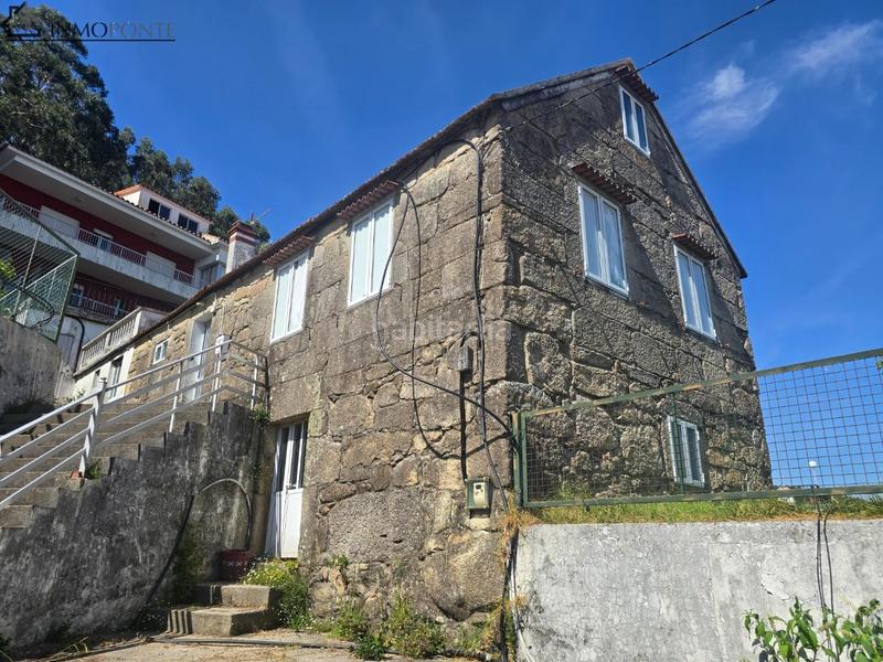Foto 2dccc038-110d-4dfb-bb33-fef3aad06327. Casa oportunidad única en raxó casa para restaurar con terreno y vistas al mar. buscas una propiedad con encanto, cerca del mar y con en Poio