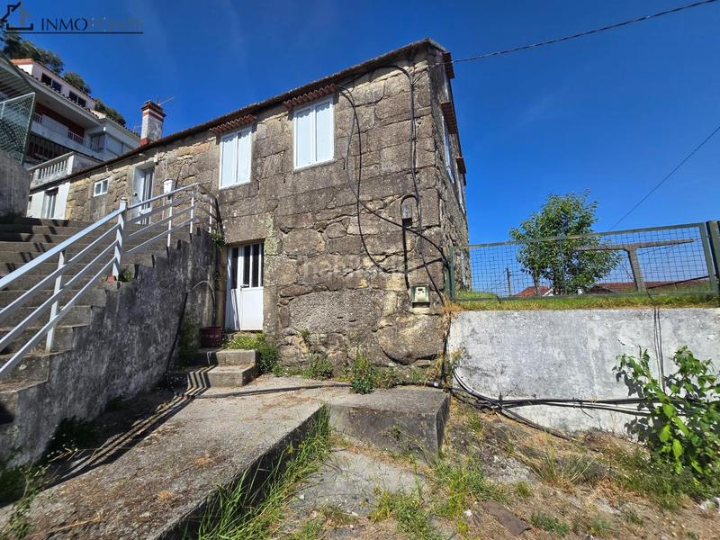 Foto d41c7b85-673f-4c92-9098-78a76c4b8393. Casa oportunidad única en raxó casa para restaurar con terreno y vistas al mar. buscas una propiedad con encanto, cerca del mar y con en Poio