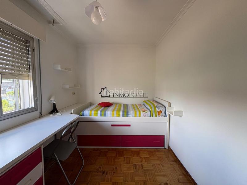 Foto 586837d2-1217-40d6-9f19-f780e0b2f638. Alquiler piso se alquila segunda planta de una casa próxima a . la vivienda dispone de salón comedor con salida a un balcón, amplia co en Pontevedra