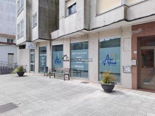 Local commercial  A barca. Local comercial en venta de 275 m situado muy cerca del puente d