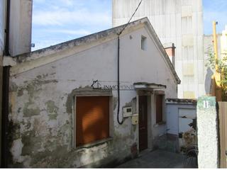 Maison jumelée à Parroquias Rurales. En la zona de estribela, muy próxima al centro de marín, se encu