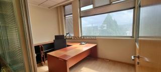 Local commercial  Riestra. Local comercial en venta en plaza de riestra  a caeira se vende