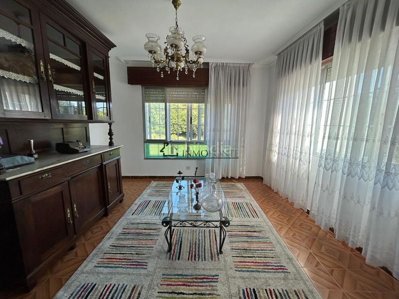 Foto d2fa4f46-1ae5-4769-815f-3809334a7270. Casa amb calefacció aparcament a Cuntis