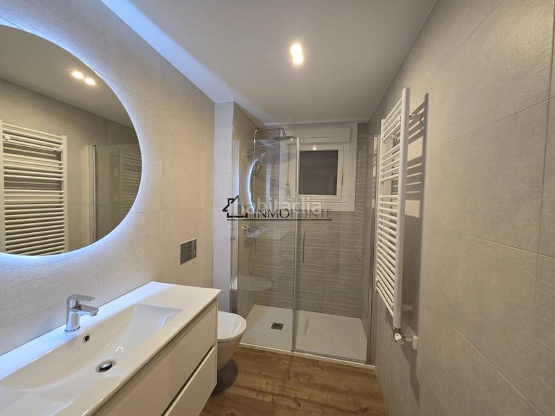 Foto a8ba6c3f-a444-4a3d-a718-efabb8f47af5. Alquiler piso alquiler piso a estrenar en pleno benito corbal se alquila moderno piso sin amueblar, a estrenar, en una de las calles más céntri en Pontevedra