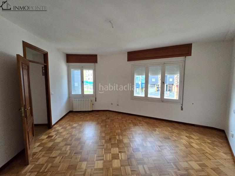 Foto 2efd86a5-a38c-47d2-8aa5-14256950b8e1. Miete etagenwohnung in Zona Fernández Labreda Pontevedra