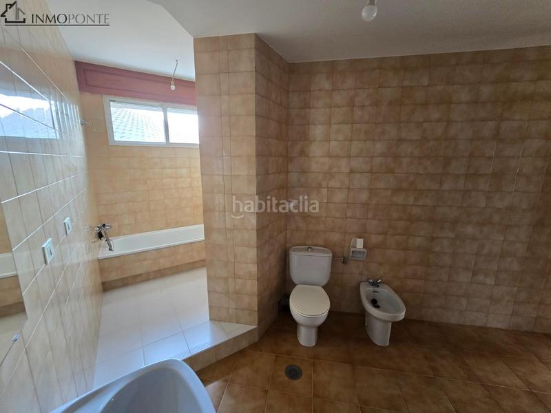 Foto 353c59ba-c8d0-4da6-bc46-6e44218e233e. Miete etagenwohnung in Zona Fernández Labreda Pontevedra