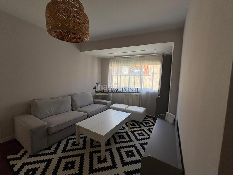 Foto 3358a199-bf89-482d-aad4-c8fdb54e2fd5. Piso  en venta en el centro . en el centro con todos los servicios a pie de la calle, se encuentra este en Pontevedra