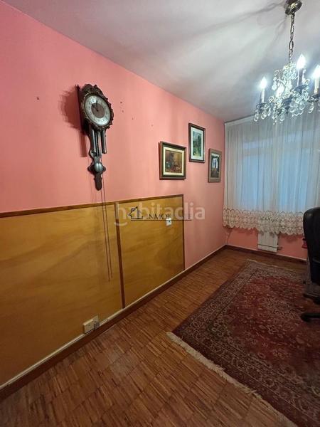 Foto 0f6d6054-7364-43c9-af3f-0d4fc6db8681. Piso oportunidad única! amplio piso en venta en dr. loureiro crespo, 4 planta con ascensor tu nuevo hogar te está esperando! este piso en Pontevedra