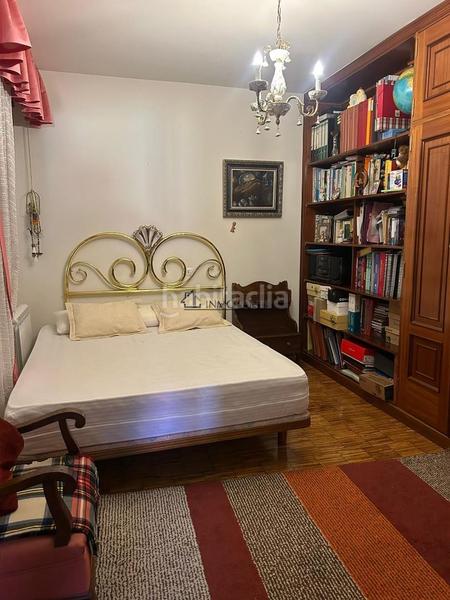 Foto 56c3a1e4-da7f-4478-8848-34cd52c1c0e2. Piso oportunidad única! amplio piso en venta en dr. loureiro crespo, 4 planta con ascensor tu nuevo hogar te está esperando! este piso en Pontevedra