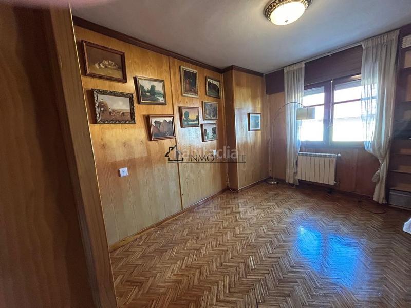 Foto fc28b528-a1c5-4d63-94f3-063d409c0caa. Piso oportunidad única! amplio piso en venta en dr. loureiro crespo, 4 planta con ascensor tu nuevo hogar te está esperando! este piso en Pontevedra