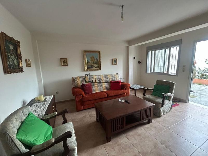 Foto ae4592c6-c1c3-4f3f-800c-46e0525cae1a. Casa a o burgo - campus universitario Pontevedra