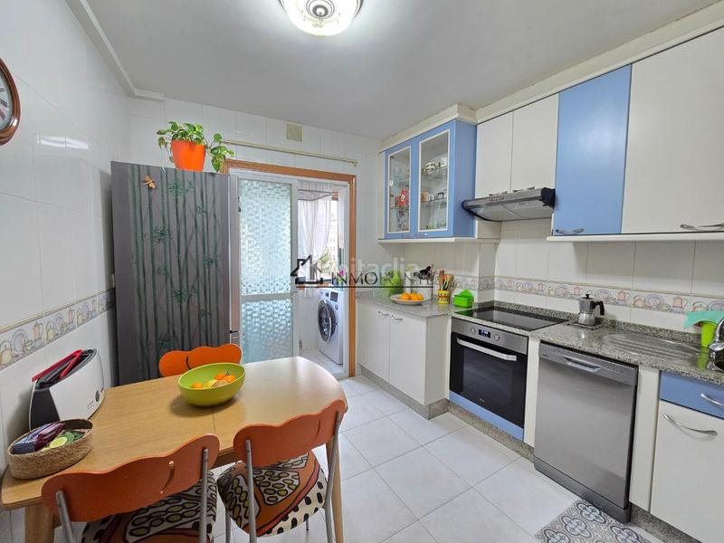 Foto 2c8a3c29-ef04-4d2a-8182-d0995f516b6f. Pis a A Parda Pontevedra