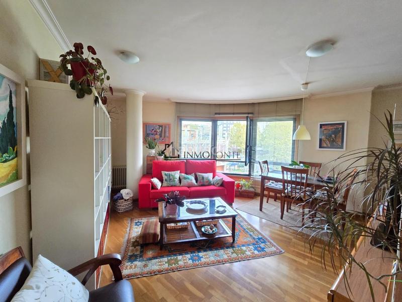 Foto 73be621b-34af-46f4-92af-7ee16f8ad39a. Pis a A Parda Pontevedra