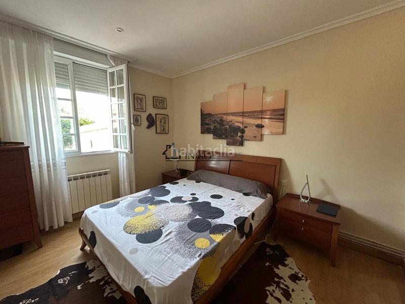 Foto 1e2597bf-bf22-493e-8dac-9aa6e5a33acb. Casa a Zona Fernández Labreda Pontevedra